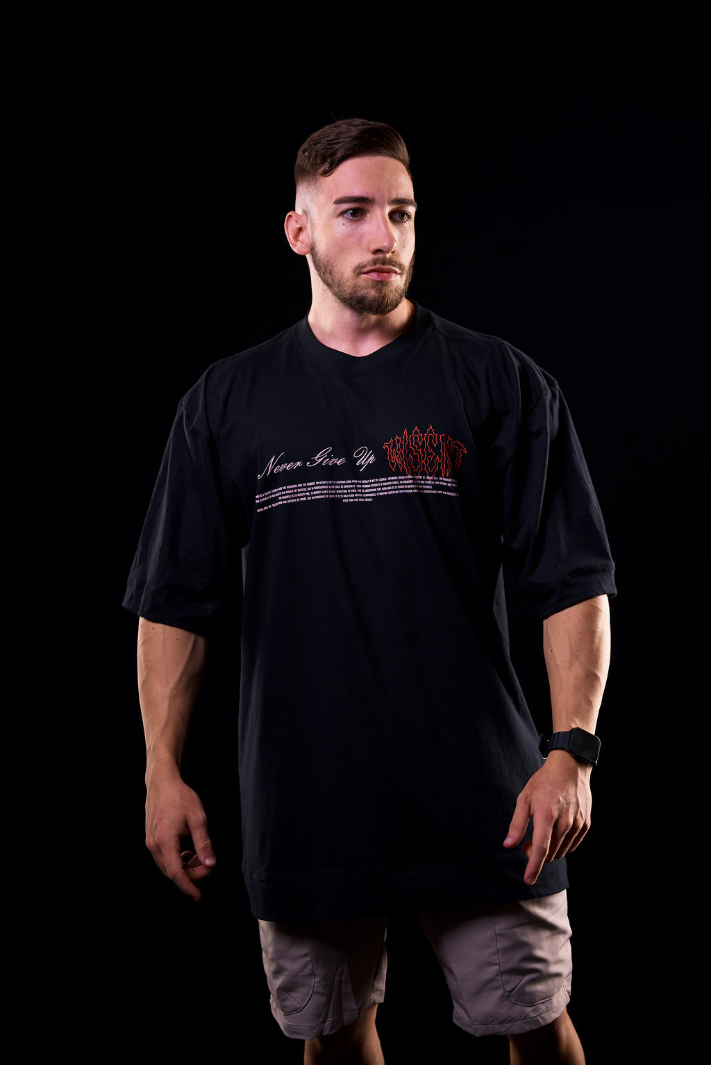 SOFT - CAMISETA OVERSIZED - NEVER GIVE UP PRETA