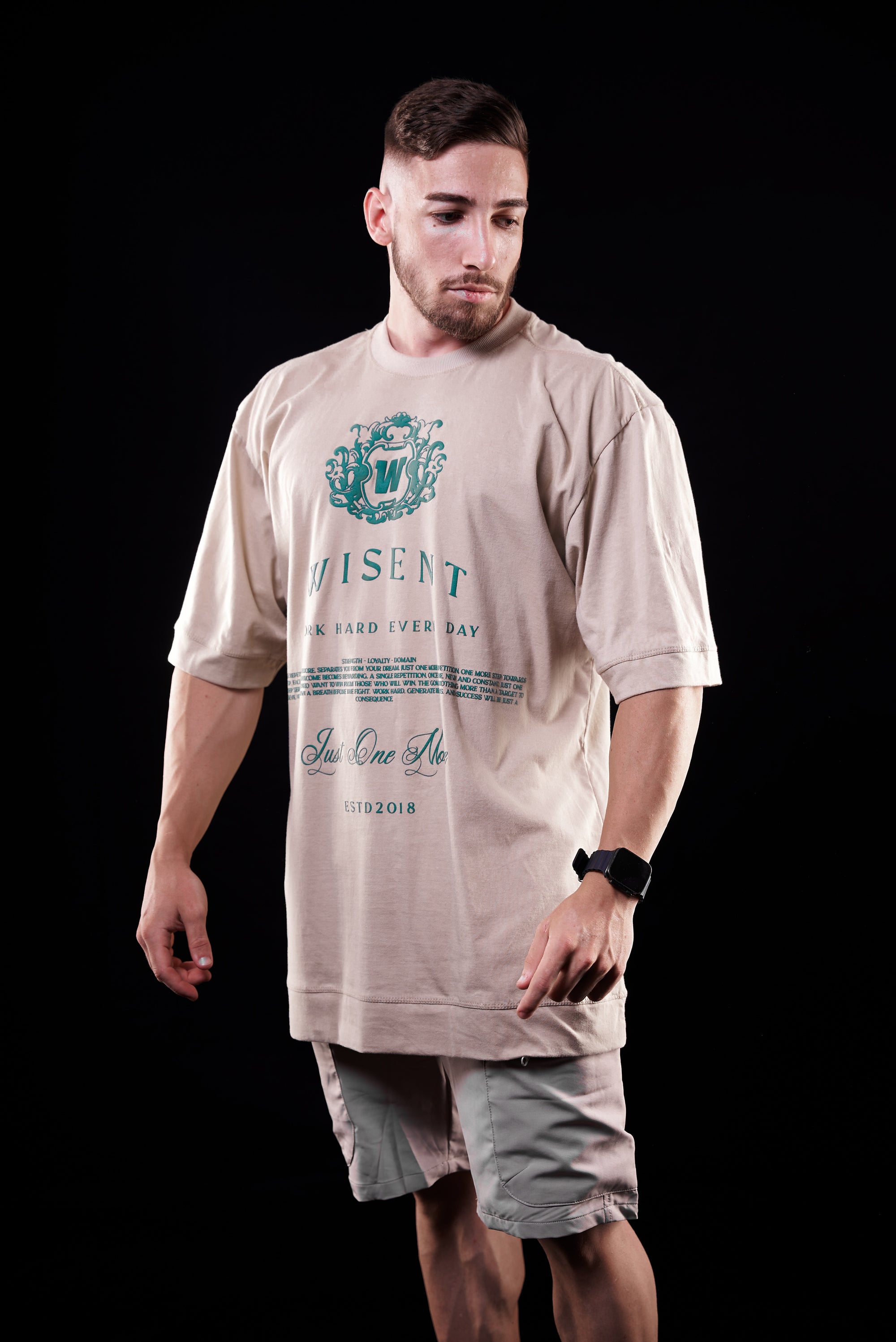 SOFT - CAMISETA OVERSIZED - JUST ONE MORE CAQUI