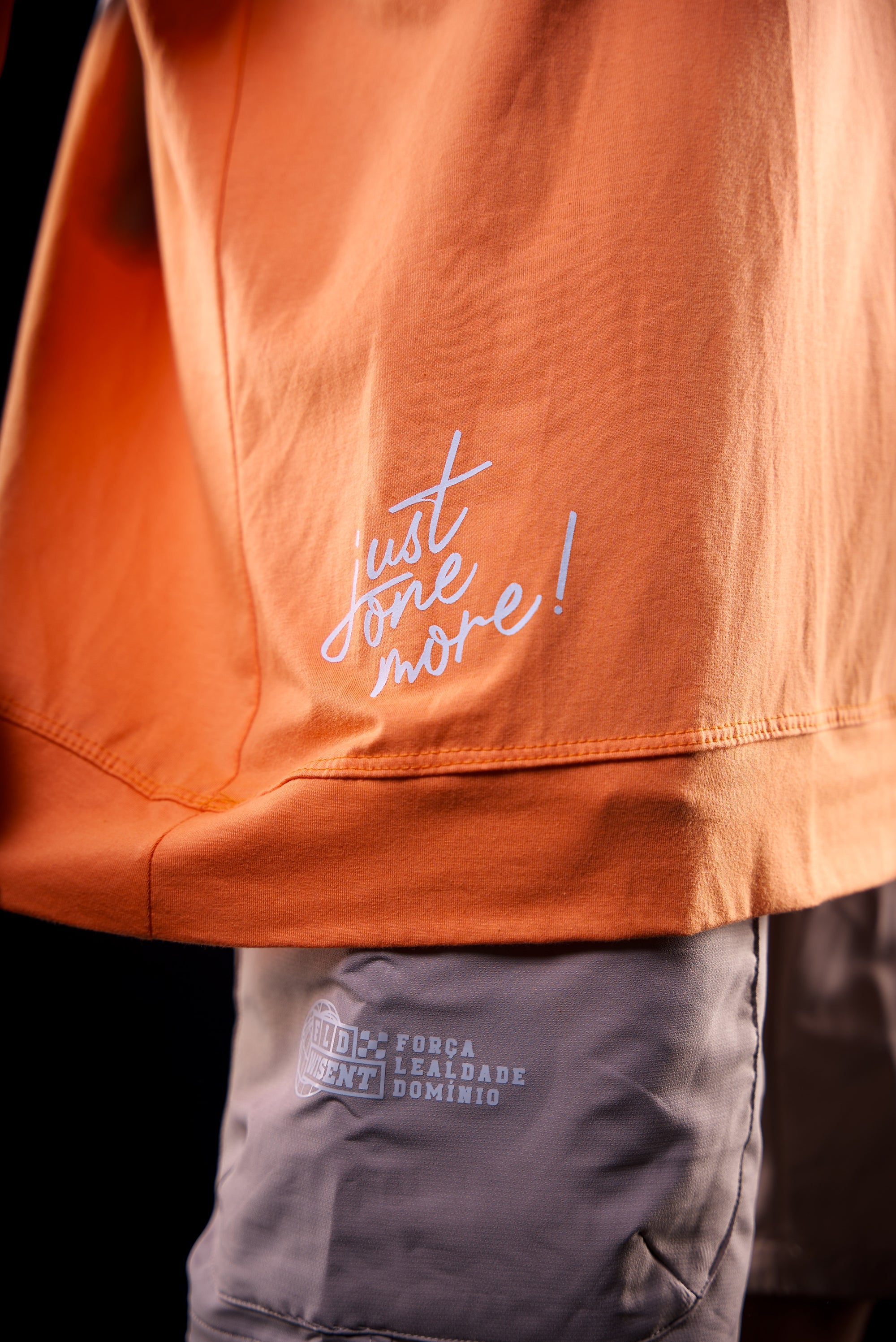 SOFT - CAMISETA OVERSIZED - HARD WORK LARANJA
