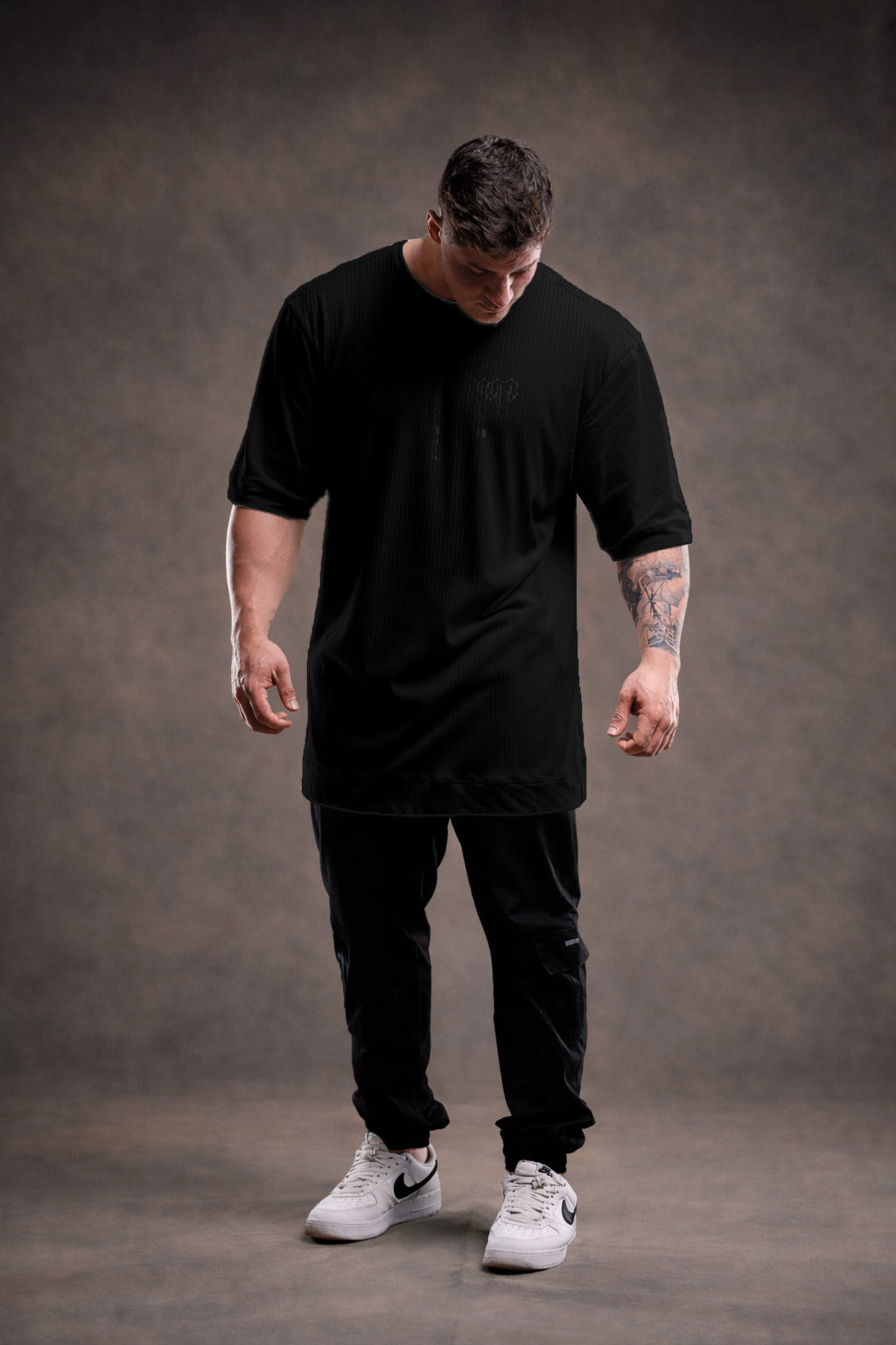 CANELADA - CAMISETA OVERSIZED - HARD WORK FLD PRETA