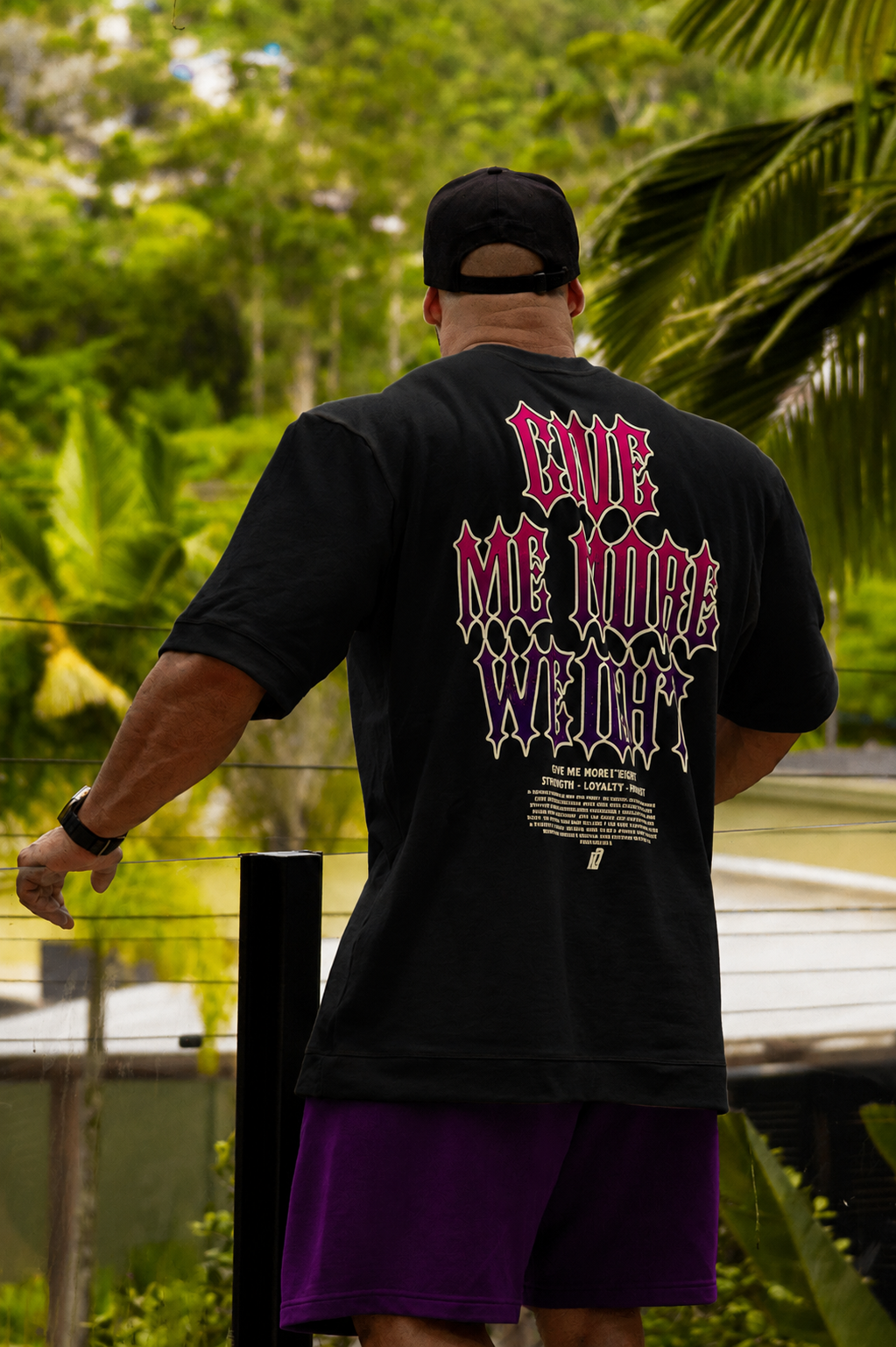 HEAVY - CAMISETA OVERSIZED - GIVE ME MORE WEIGHT PRETA